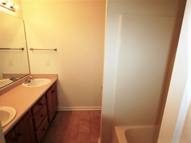 Building Photo - 2416 Bradfield Ct