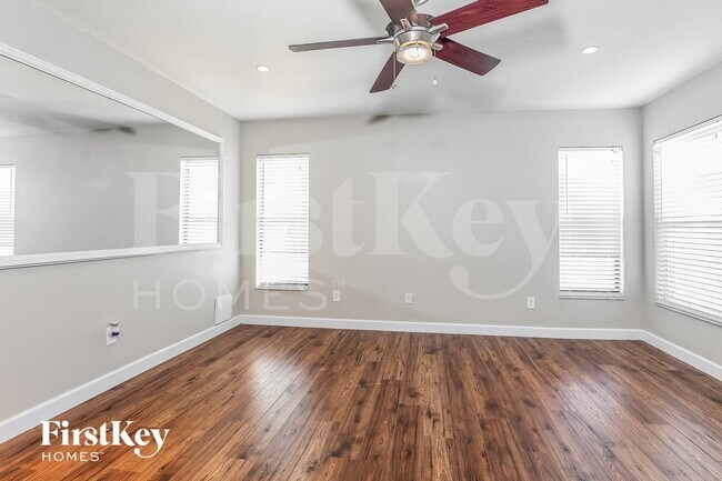 Building Photo - 1003 Faircloth Ct
