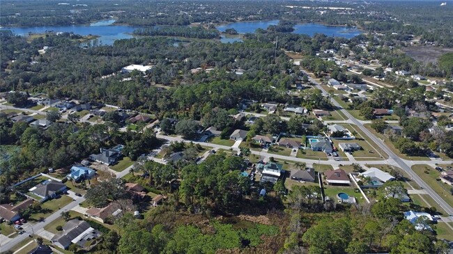 Building Photo - 2920 Blackburn Ave