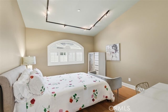 Building Photo - 424 N Broadway