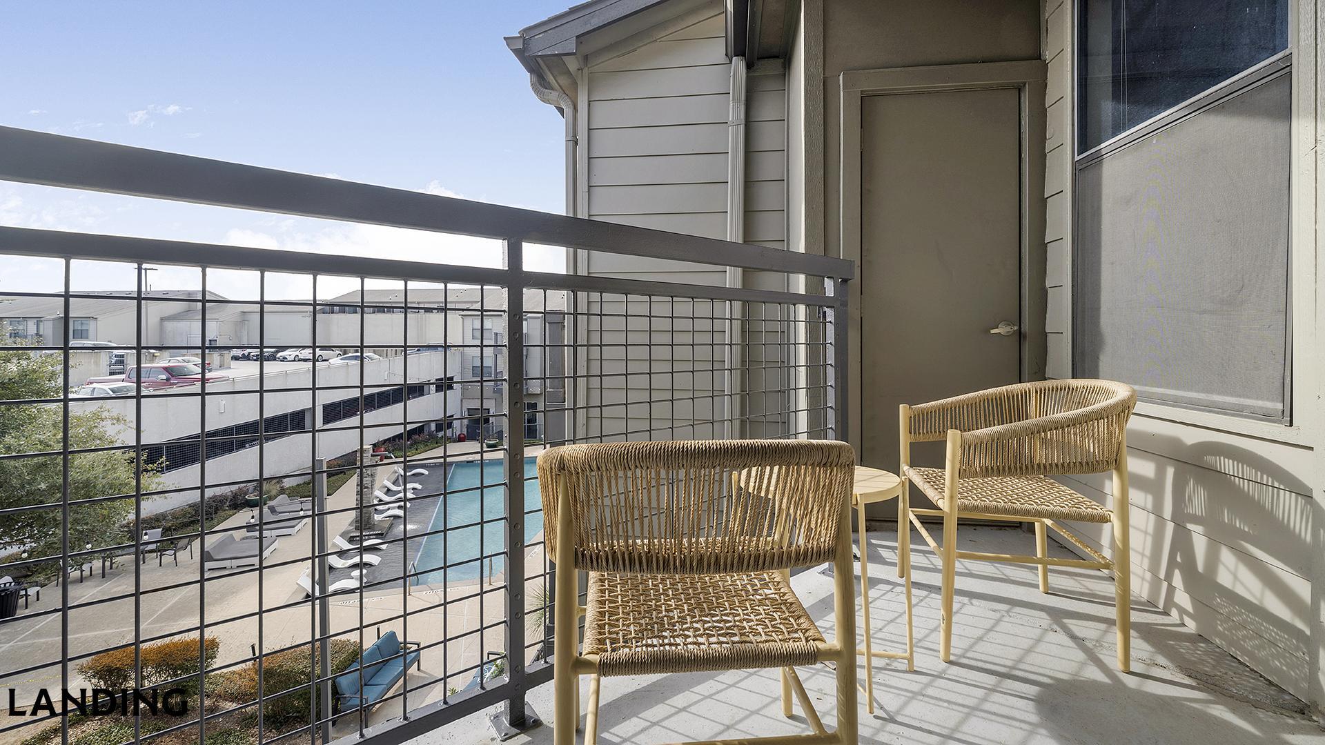 Building Photo - 810 W St Johns Ave