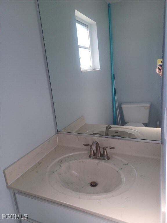 Building Photo - 4416 SW 24th Ave