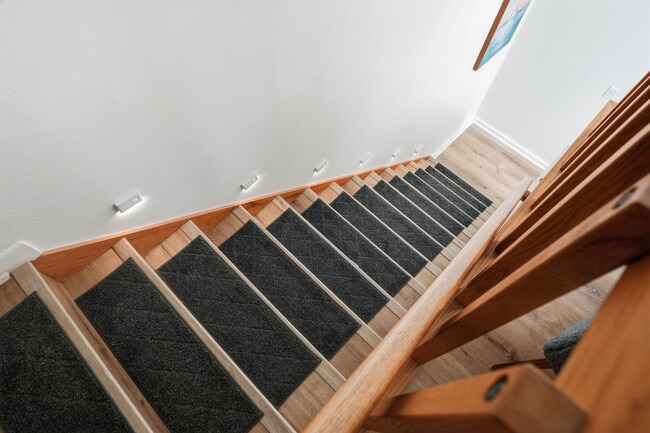 Building Photo - 13609 Heritage Way