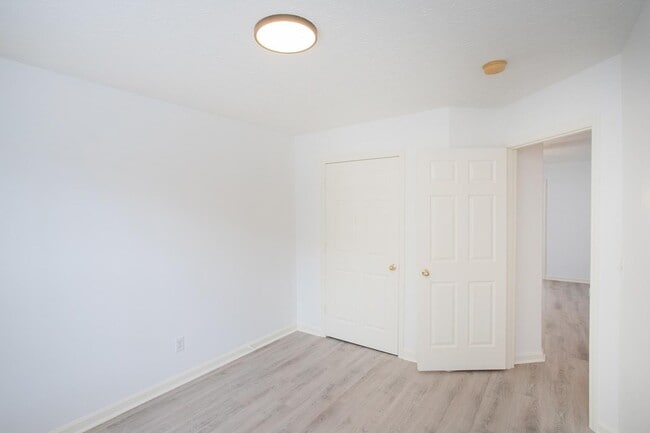 Building Photo - 517 Longleaf Ct