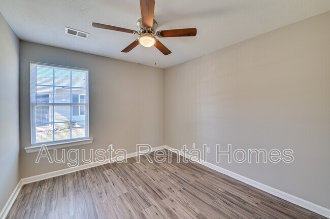 Building Photo - 1718 Hicks St