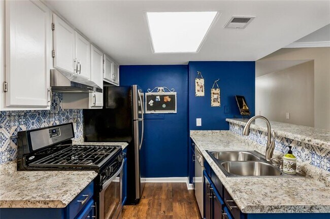 Building Photo - 4016 Whitehall Way