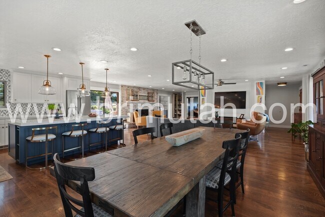 Building Photo - 772 E 2075 S
