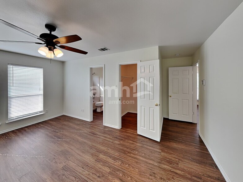 Building Photo - 4031 Arbor Heights