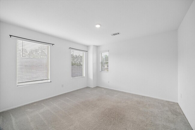 Building Photo - 22014 Birchwood River Trl