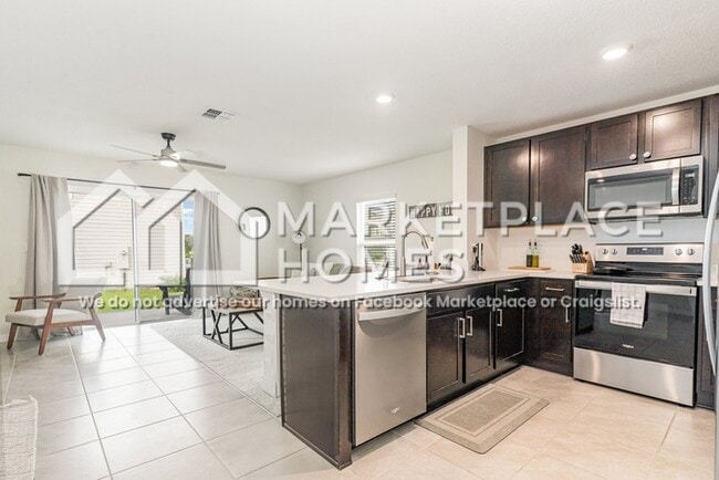 Building Photo - 6687 SW 81st Lp