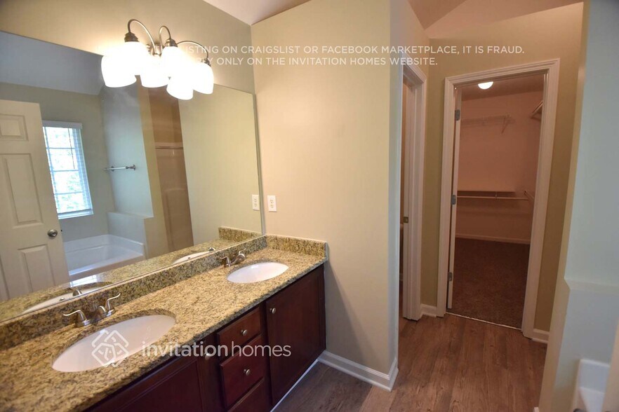 Building Photo - 462 Boxelder Rd