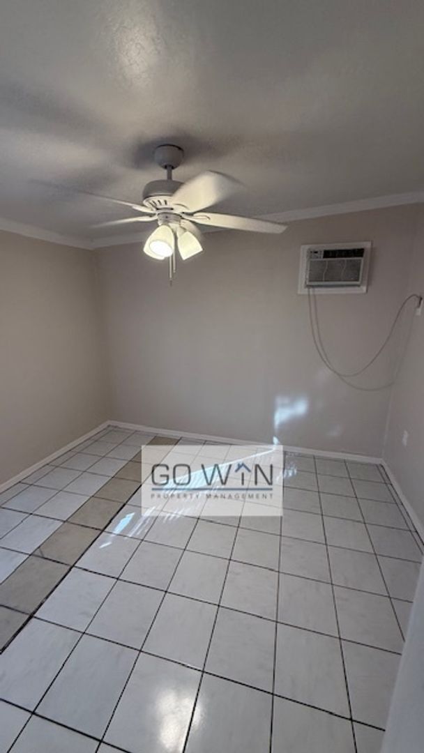 Building Photo - 3546 W Roosevelt St