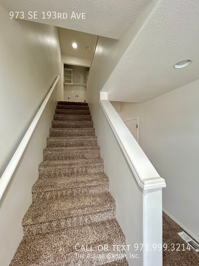 Building Photo - 973 SE 193rd Ave