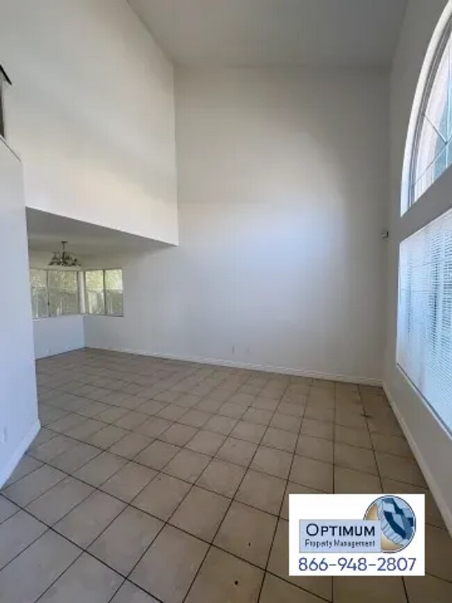 Building Photo - Charming 3-bedroom, 2-bathroom two-story home