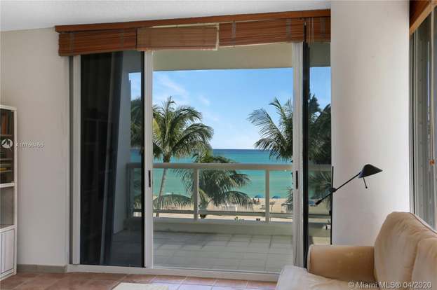 Building Photo - 4201 Collins Ave