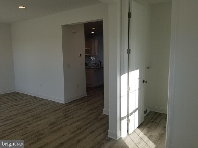 Building Photo - 207 Hoke Farm Way