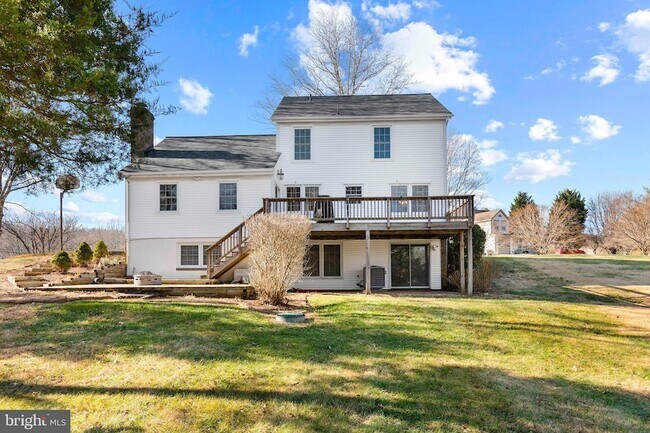 Building Photo - 7329 Fleetwood Ct
