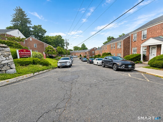 Building Photo - 29G Clarmore Dr