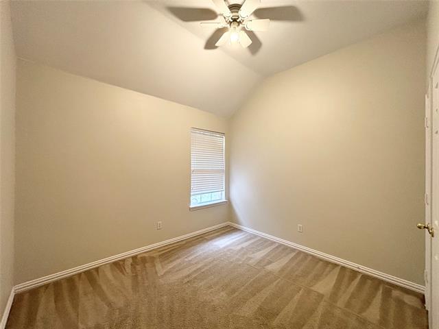 Building Photo - 15881 Grove Crest Dr