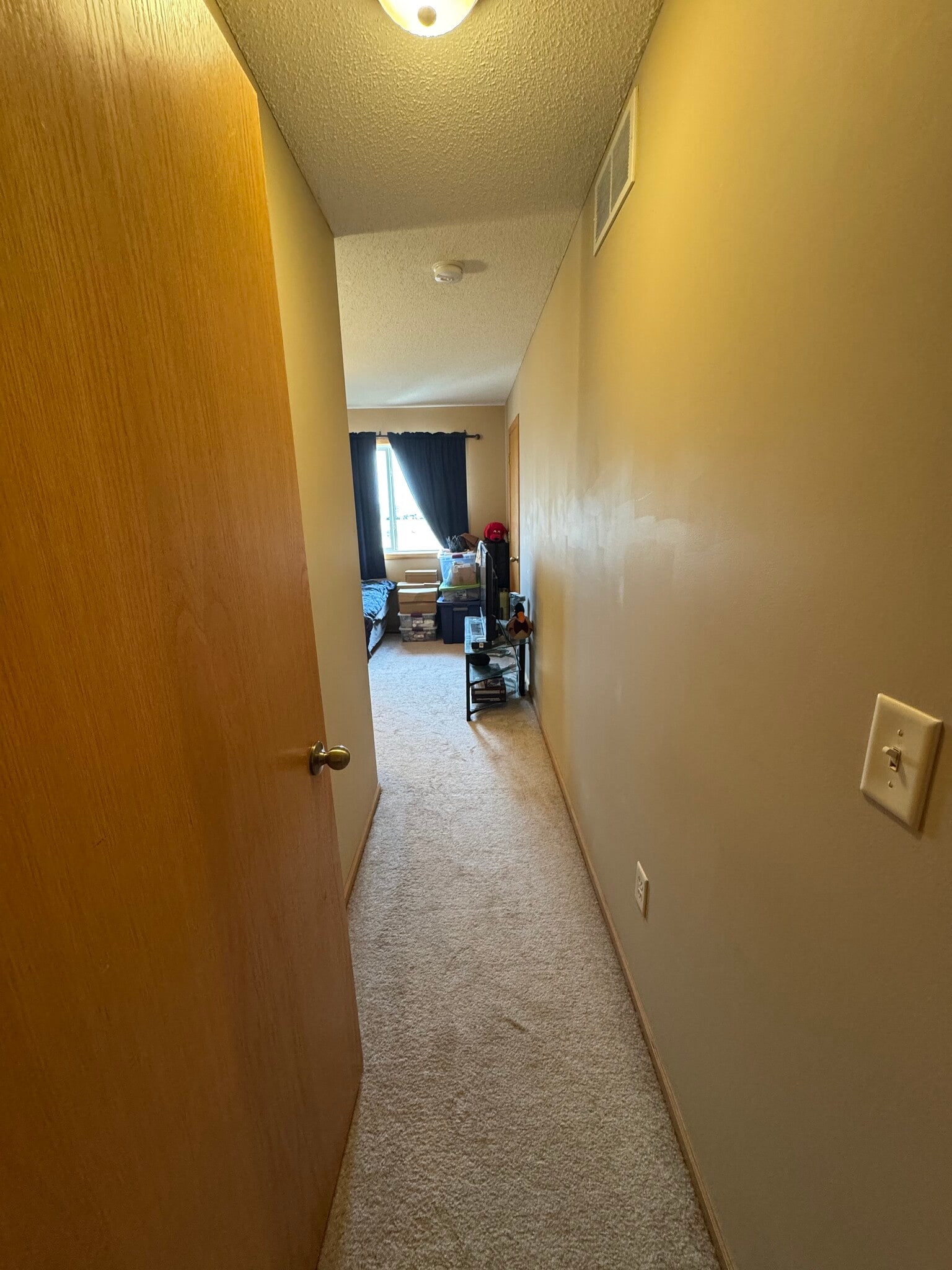Bedroom 2 entry - 2156 Willow Trail