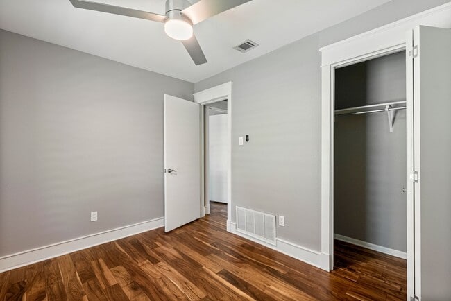 Building Photo - Beautiful 4 bedroom, 2.5 bathroom home in North Austin!!!