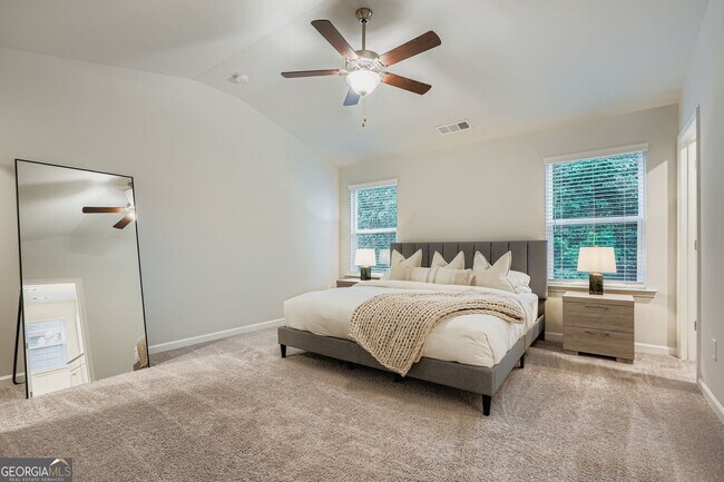 Building Photo - 4630 Blake Lp