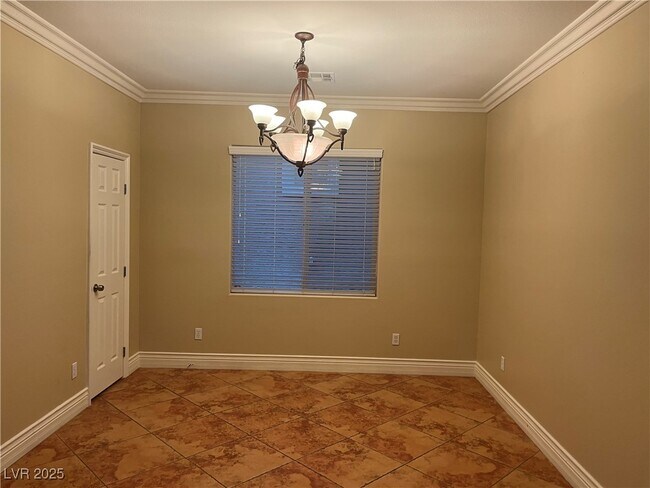 Building Photo - 397 Hidden Hole Dr