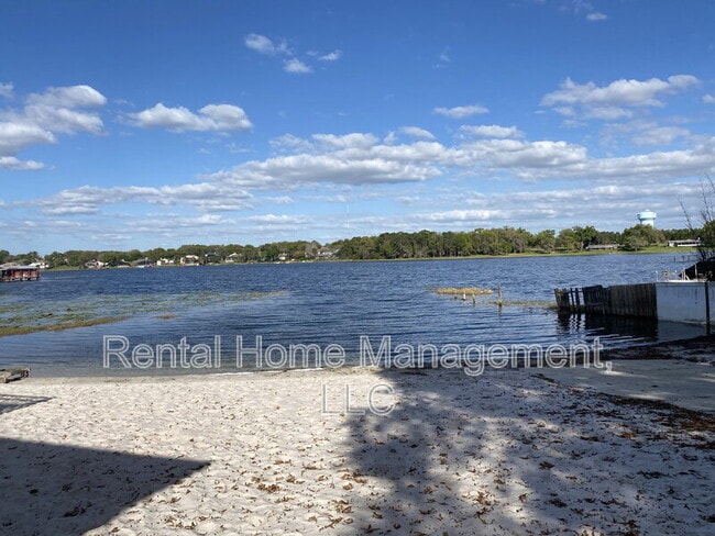 Building Photo - 772 Olympic Cir