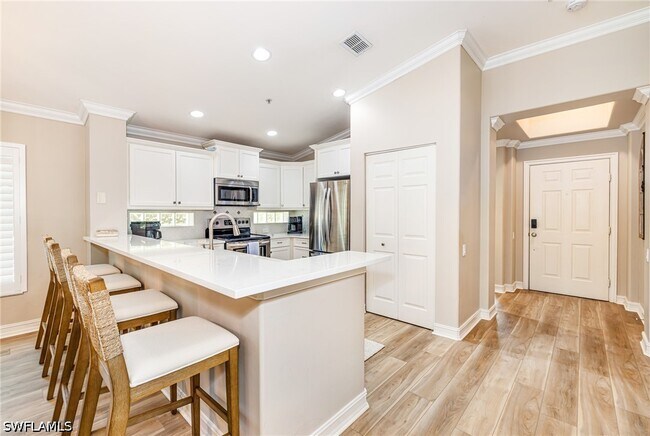 Building Photo - 975 Tarpon Cove Dr