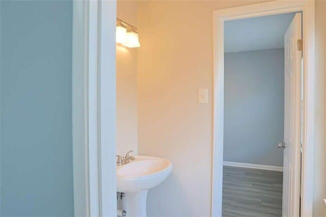 Building Photo - 130 Mimosa Dr