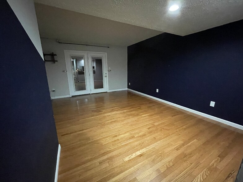 Building Photo - 2350 S Henderson St