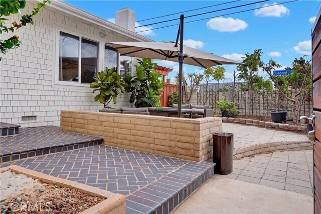 Building Photo - 9471 Mokihana Dr
