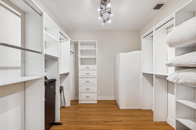 Building Photo - 3301 NE 16th St