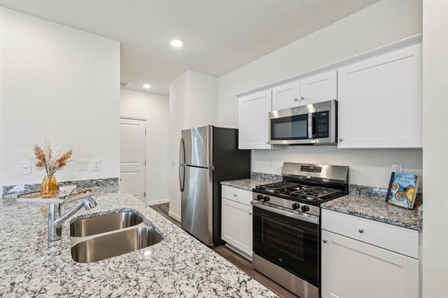 Building Photo - 1516 Morris Lp