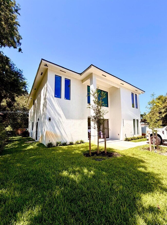 Building Photo - 3371 NW 51st St