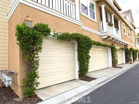 Building Photo - 85 Valmont Way