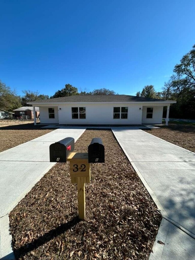 Building Photo - 32 Constitution Ave