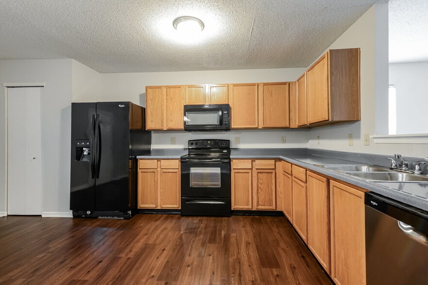Building Photo - 1745 Brassica Way