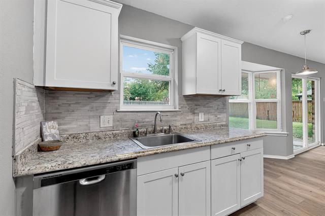 Building Photo - 5717 Macrae St