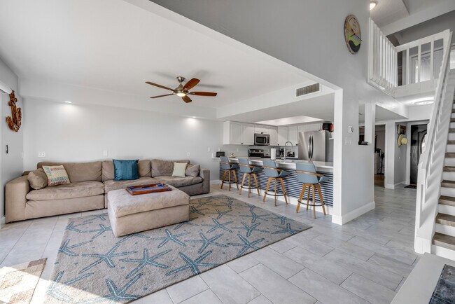 Building Photo - 129 Lagoon Ct