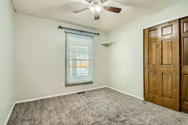 Building Photo - 13245 Monroe Way