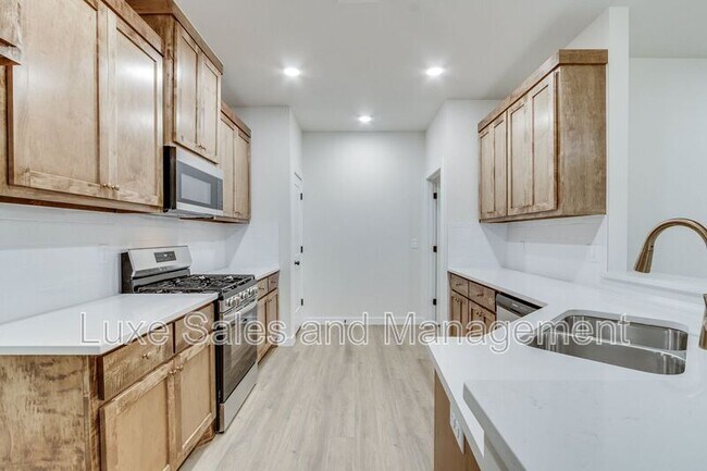 Building Photo - 8301 NW 163rd Ter