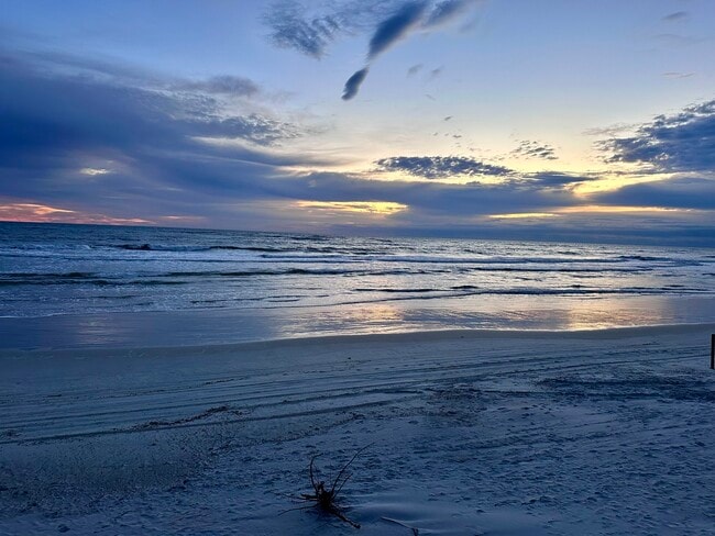 Building Photo - 1620 Delphi Wy