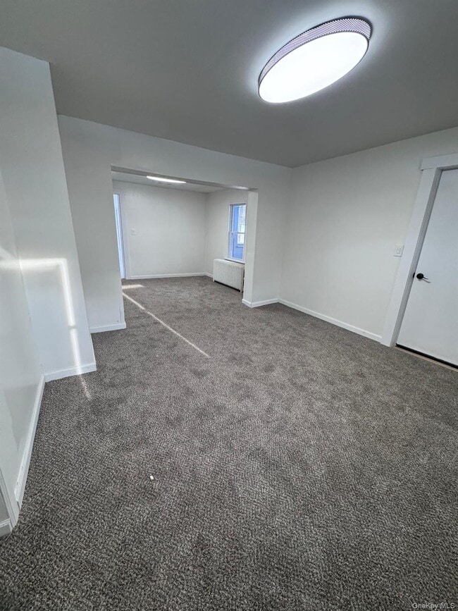 Building Photo - 20 Sycamore St