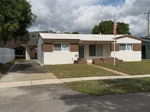 Building Photo - 3581 SW 13th Ct