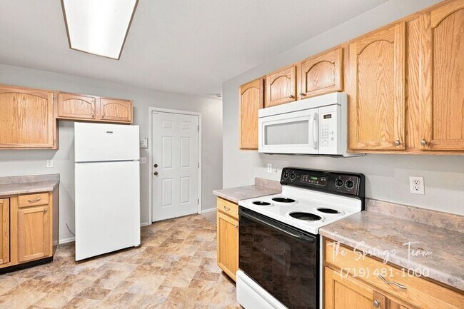 Building Photo - 804 Cima Vista Point