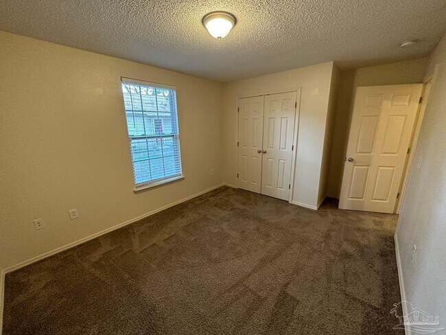 Building Photo - 4420 Marlane Dr