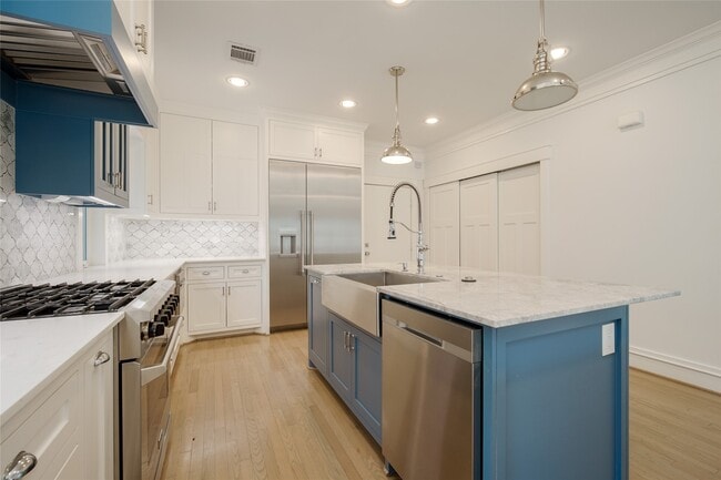 Building Photo - 4814 Siegel St