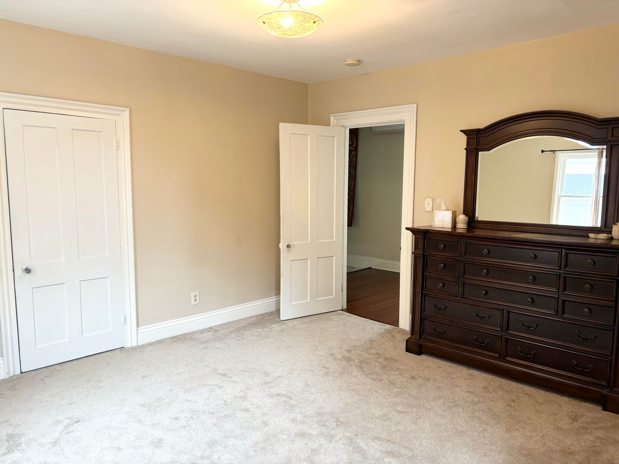 Upstairs Guest Bedroom 2 - 61 Park St