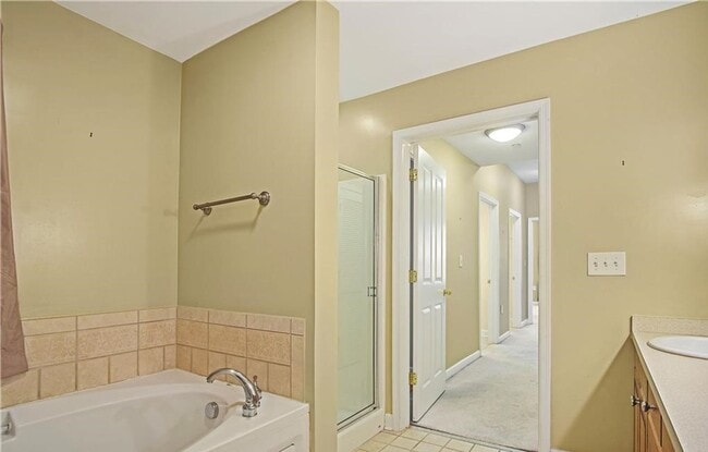 Building Photo - PORT WARWICK